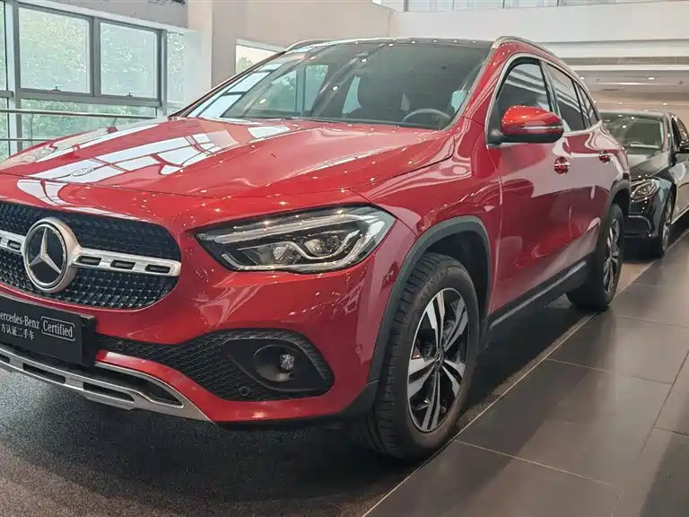 Купить Mercedes-Benz GLA