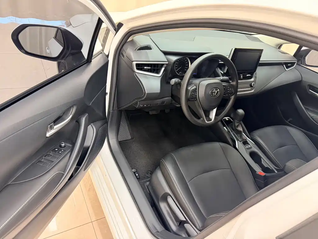 Toyota Corolla — миниатюра 7