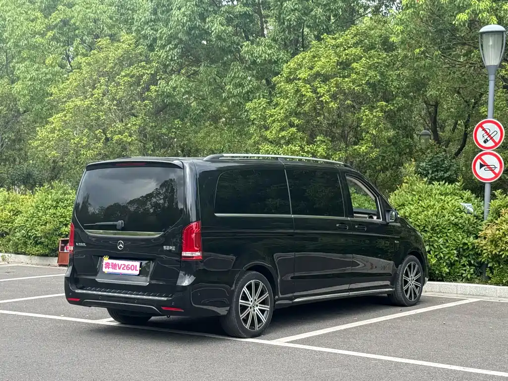 Mercedes-Benz V-Class — миниатюра 4