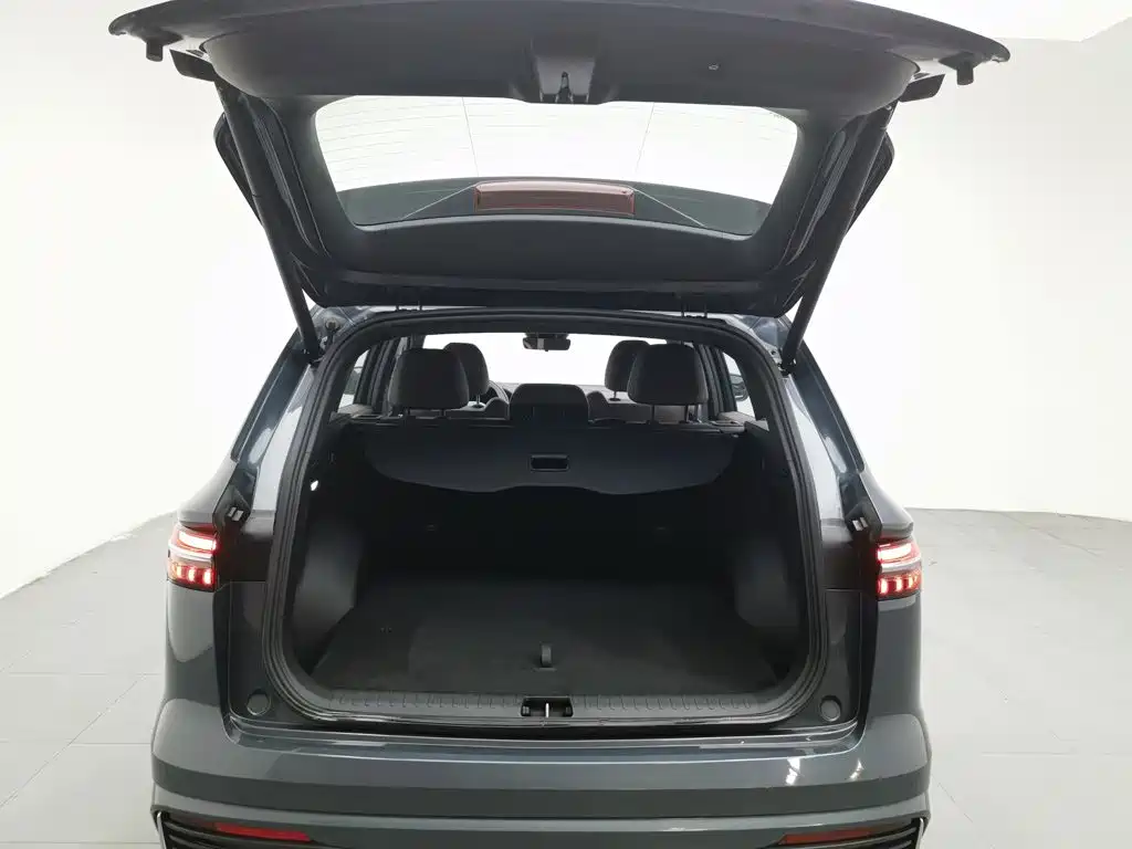 Geely Xingyue L — миниатюра 16