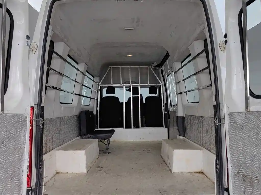 IVECO Ousheng — миниатюра 16