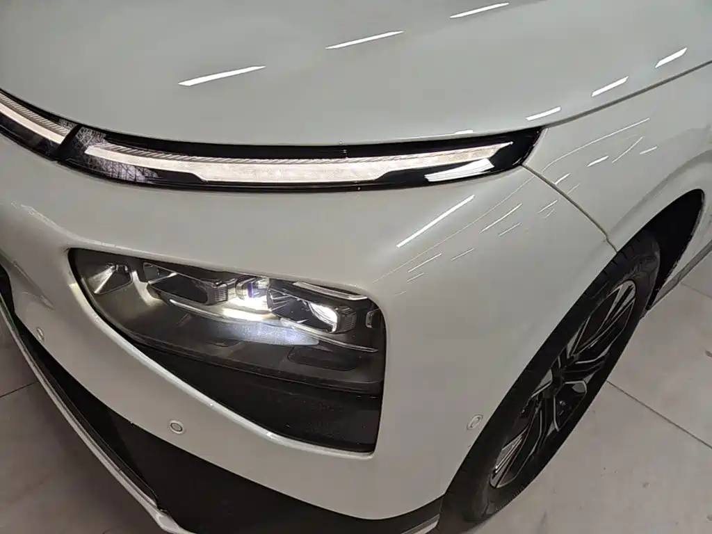 XPeng G9 — миниатюра 24