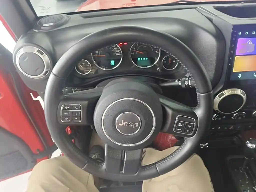 Jeep Wrangler — миниатюра 11