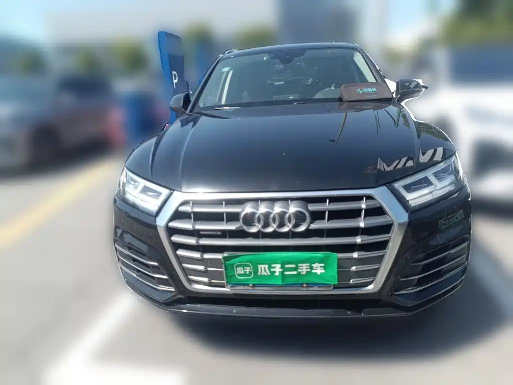 Audi Q5L — миниатюра 2