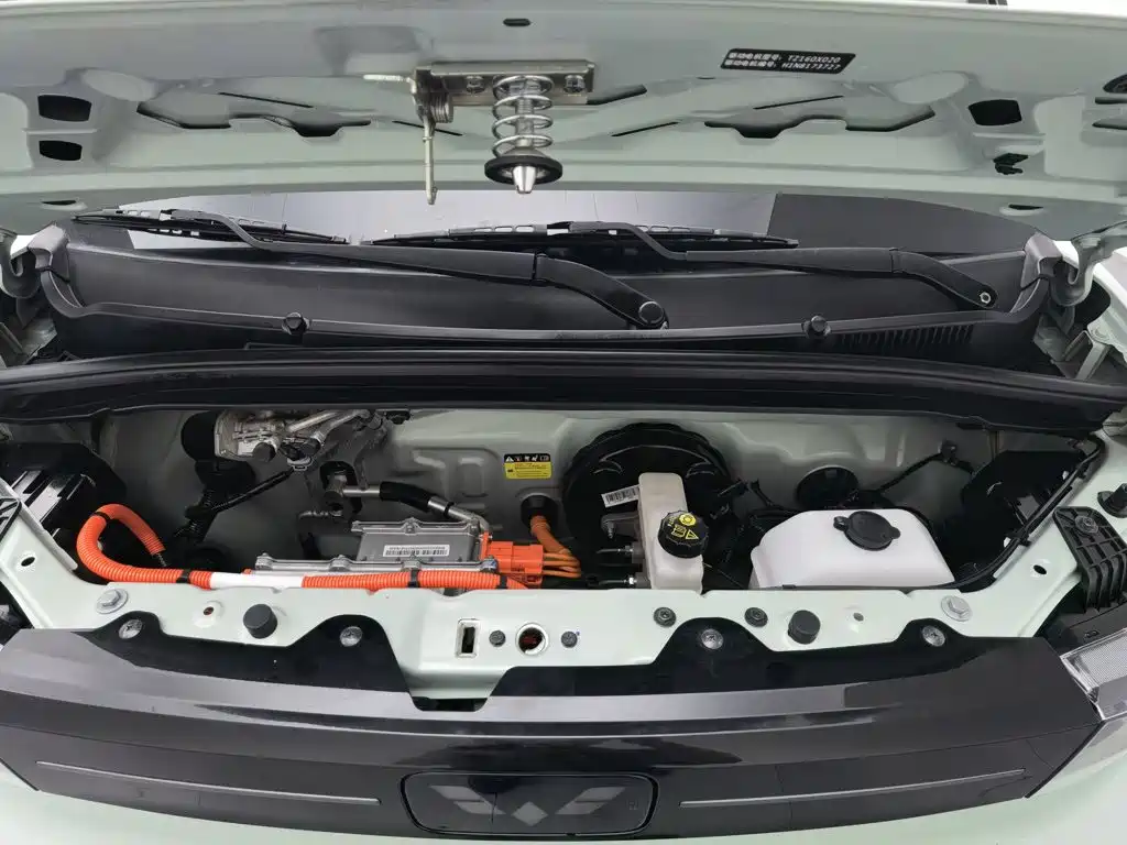Wuling MINIEV — миниатюра 6