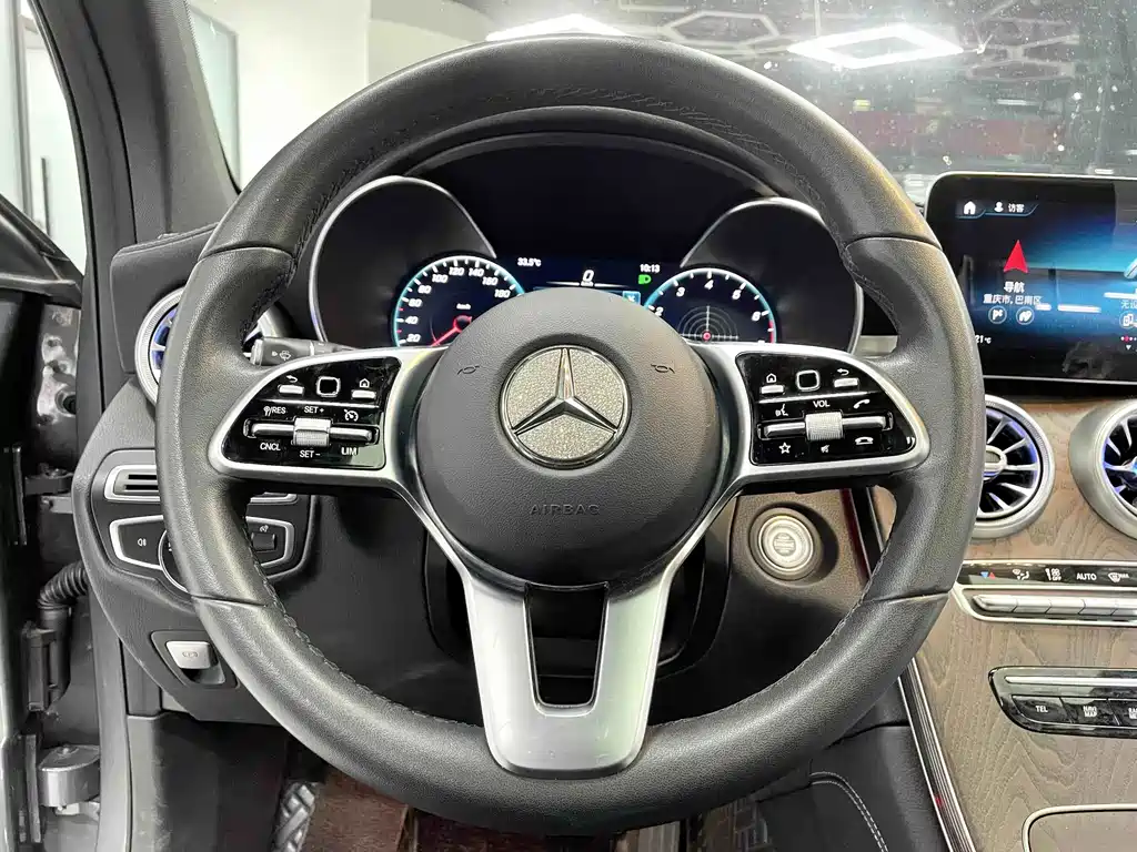 Mercedes-Benz GLC — миниатюра 15