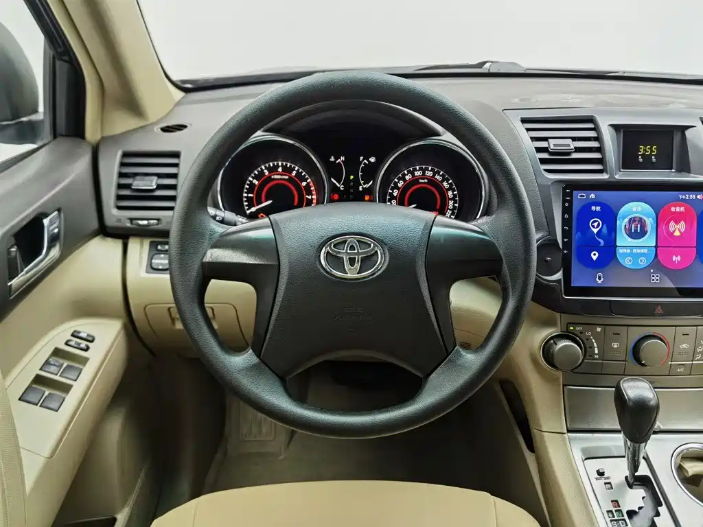 Toyota Highlander — миниатюра 11