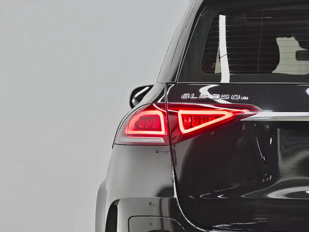 Mercedes-Benz GLE New Energy — миниатюра 37