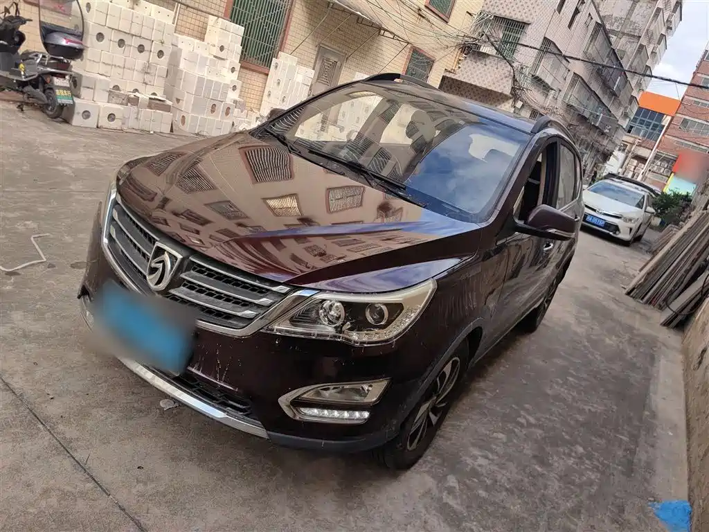 Baojun 560 2015