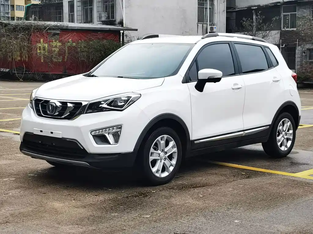 Changan CS15