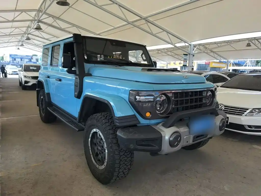 212 212 T01 — миниатюра 4