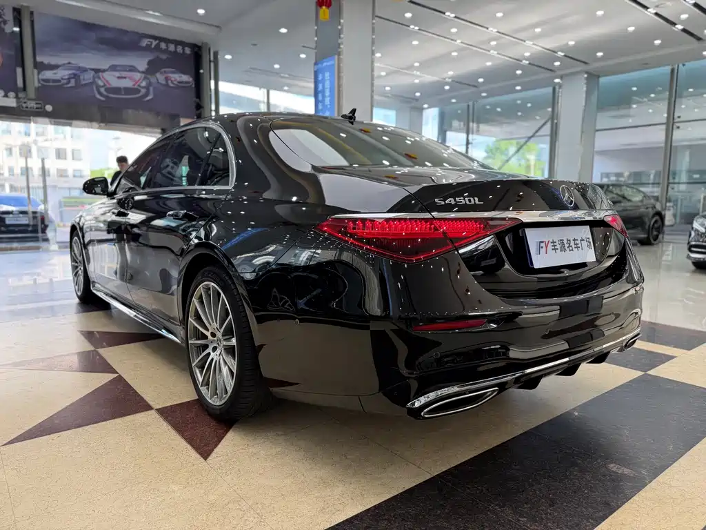 Mercedes-Benz S-Class — миниатюра 29
