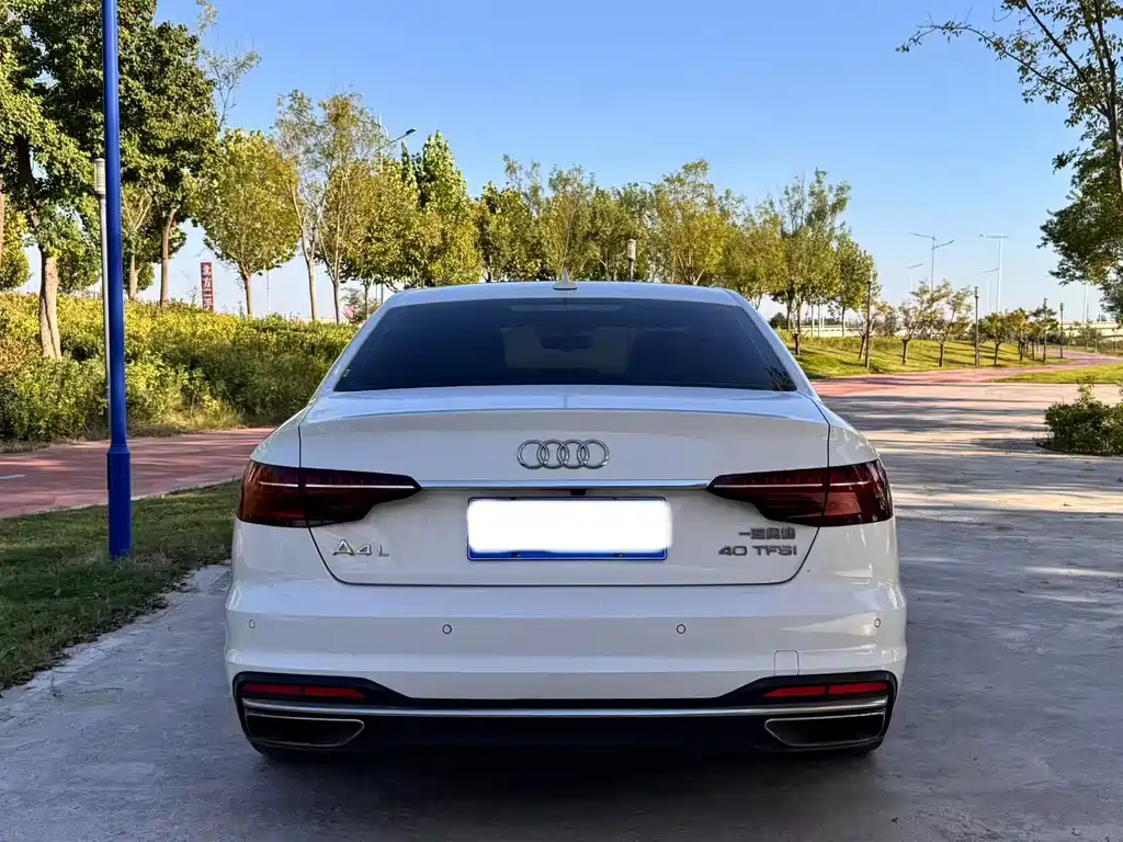 Audi A4L — миниатюра 2