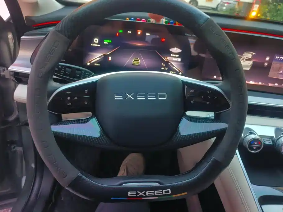 Exeed Lingyun — миниатюра 15