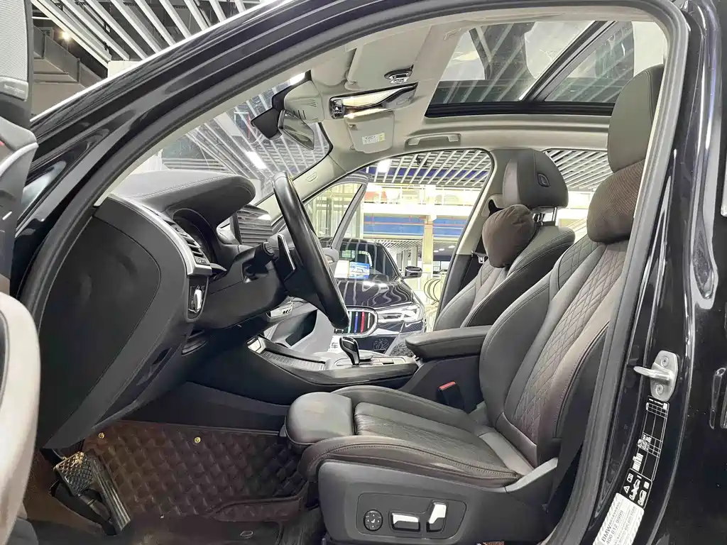 BMW X3 — миниатюра 7