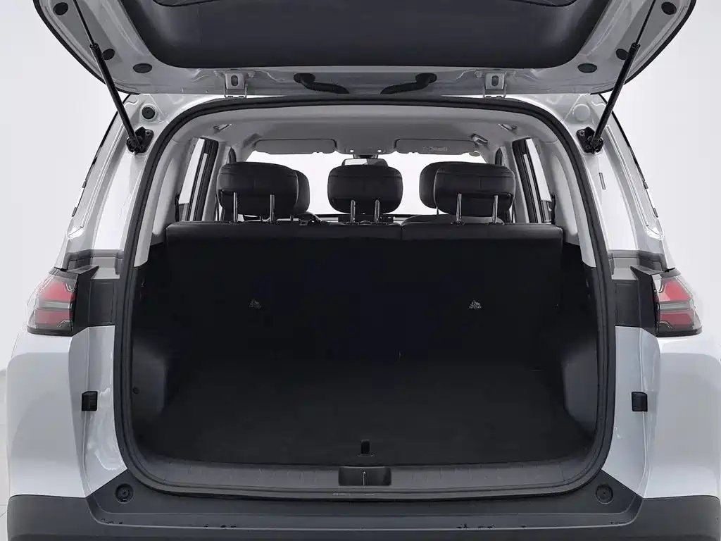 Wuling 星光560新能源 — миниатюра 16