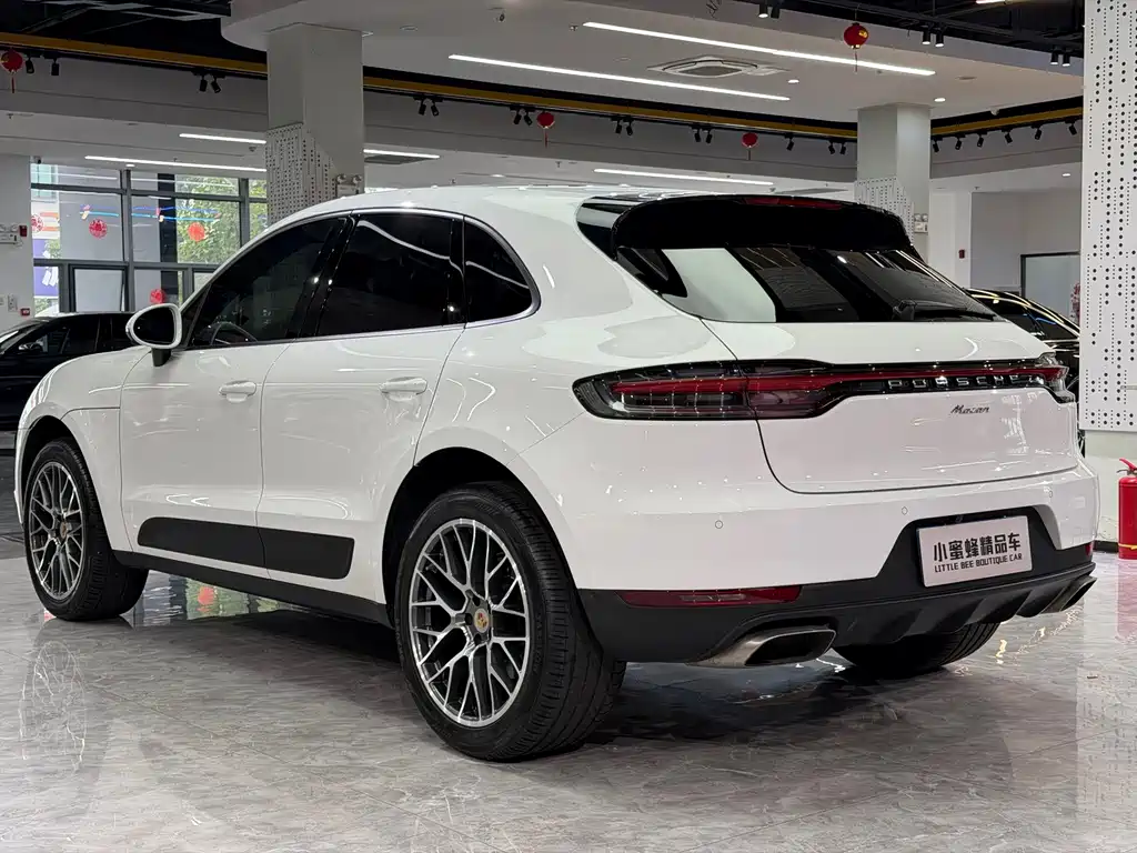 Porsche Macan — миниатюра 14