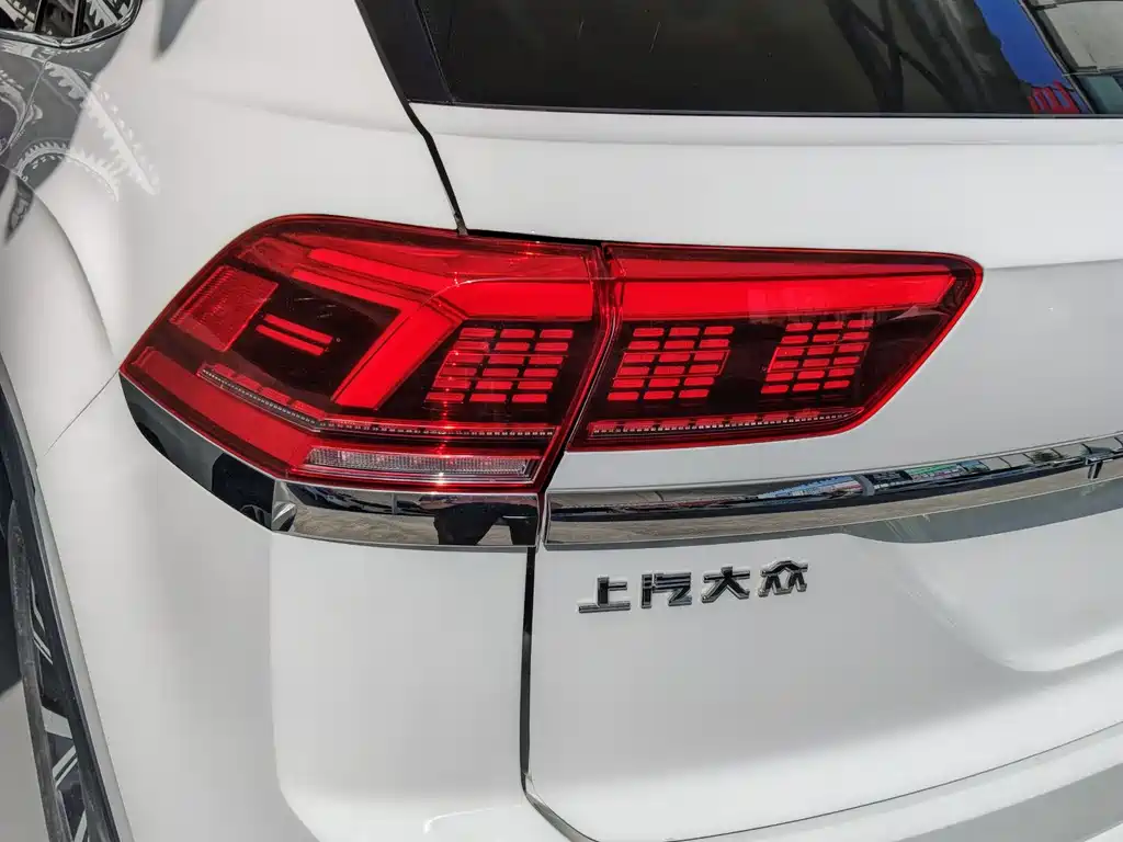 Volkswagen Teramont — миниатюра 12