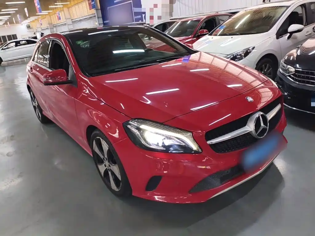Mercedes-Benz A-Class (Import) — миниатюра 4