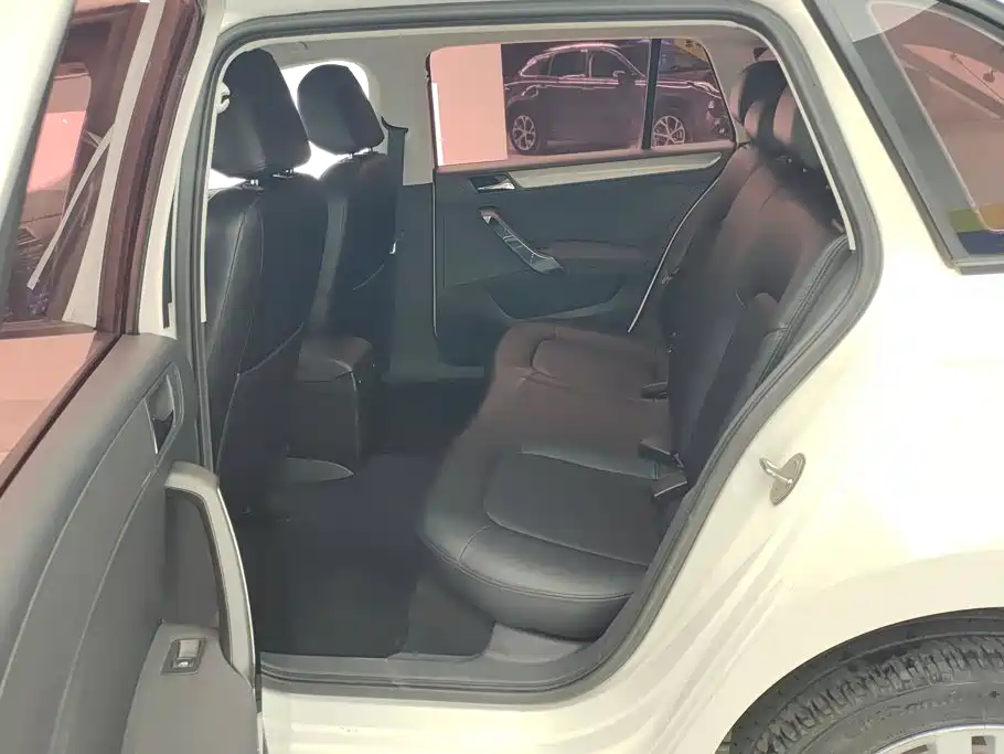 Volkswagen Santana — миниатюра 11