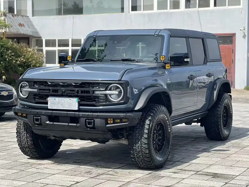 Ford Bronco 2024