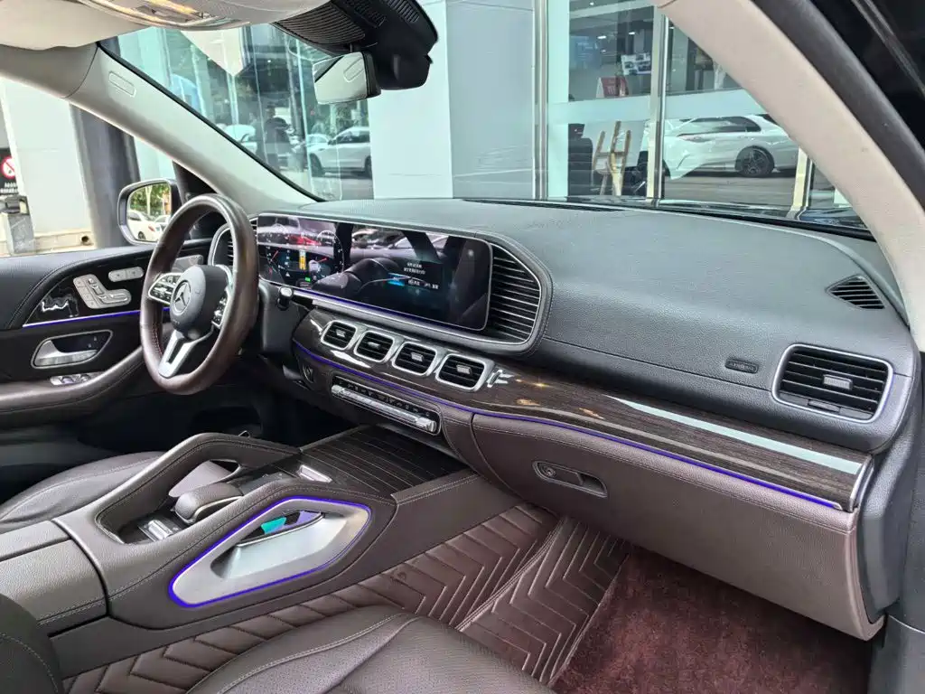 Mercedes-Benz GLS — миниатюра 5
