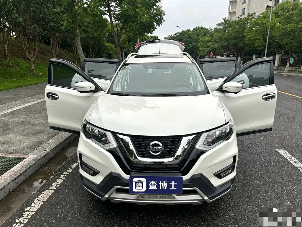 Nissan X-Trail — миниатюра 10