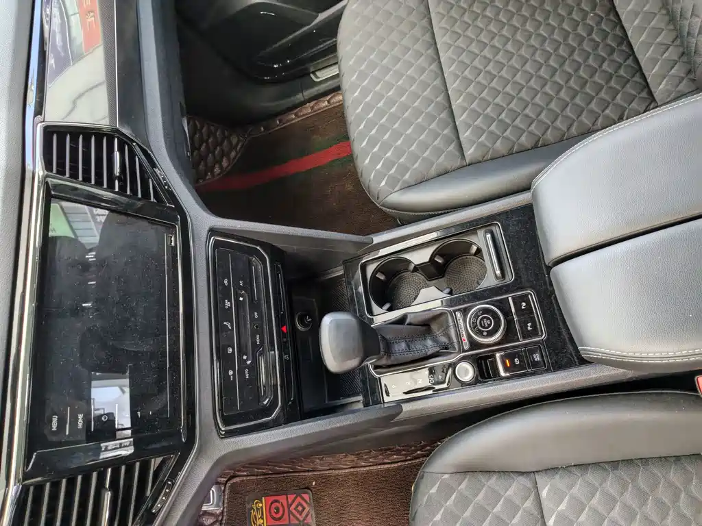 Volkswagen Teramont — миниатюра 10