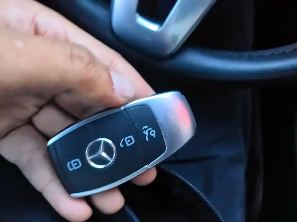 Mercedes-Benz C-Class — миниатюра 12