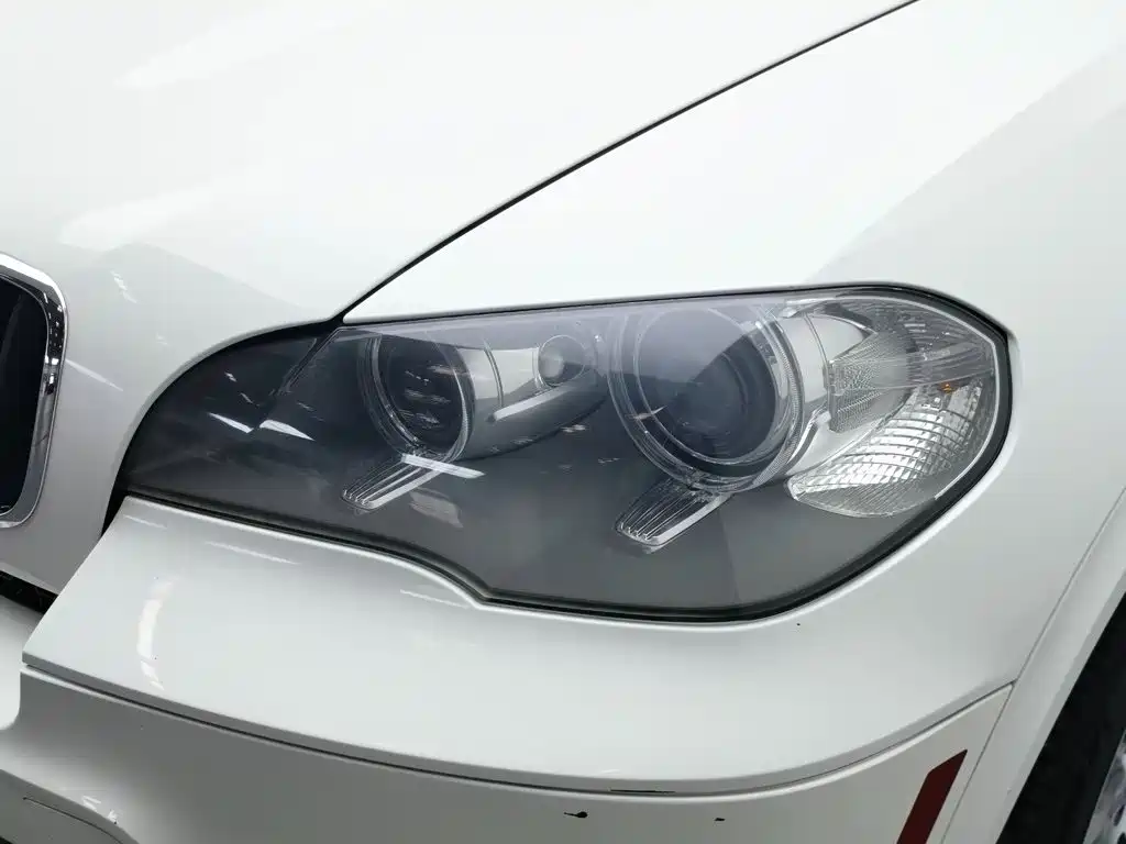 BMW X5 (Import) — миниатюра 6