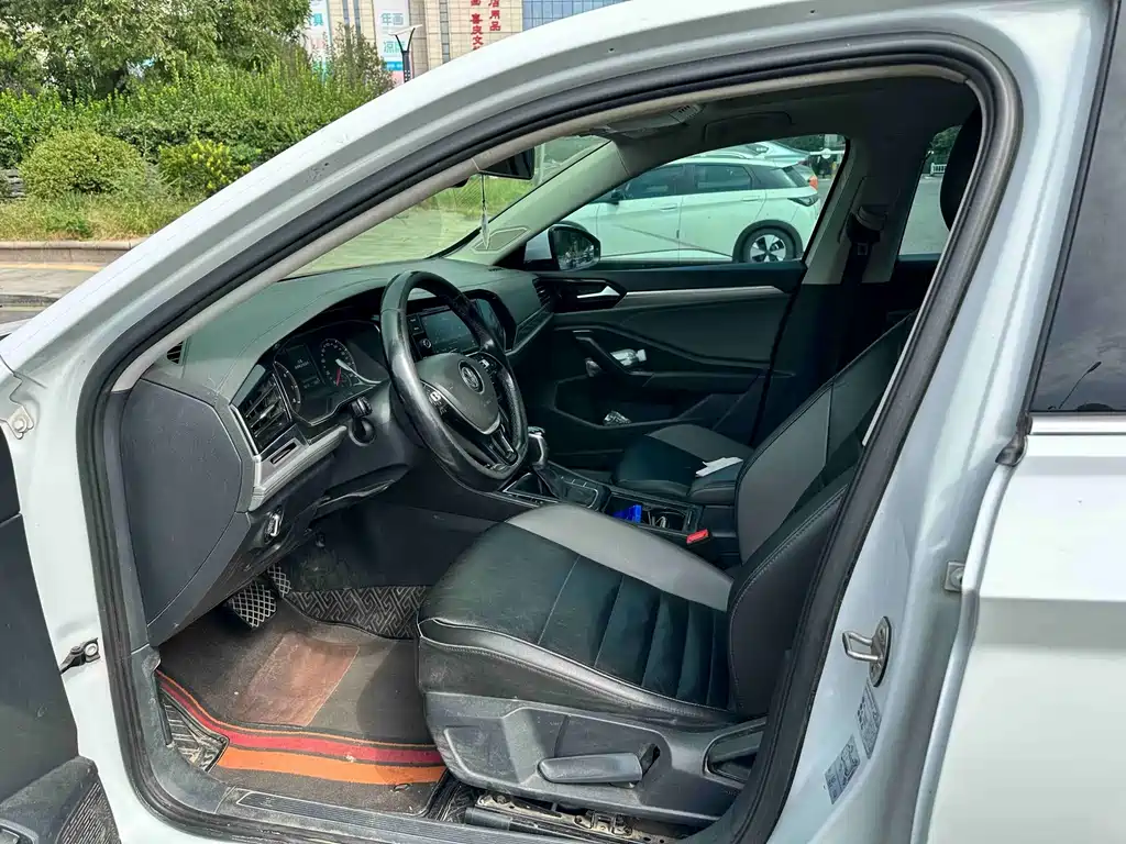Volkswagen Sagitar — миниатюра 7