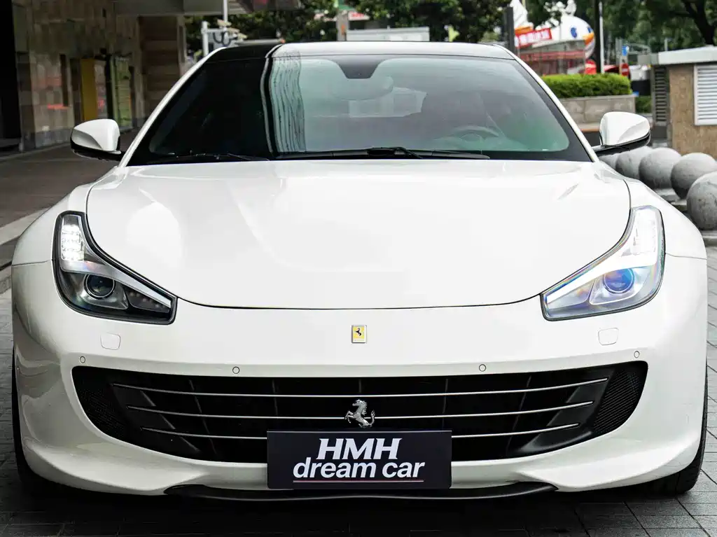 Ferrari GTC4Lusso 2016 6.3L V12