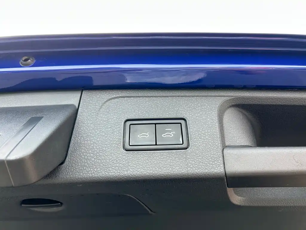 Volkswagen Viloran — миниатюра 31