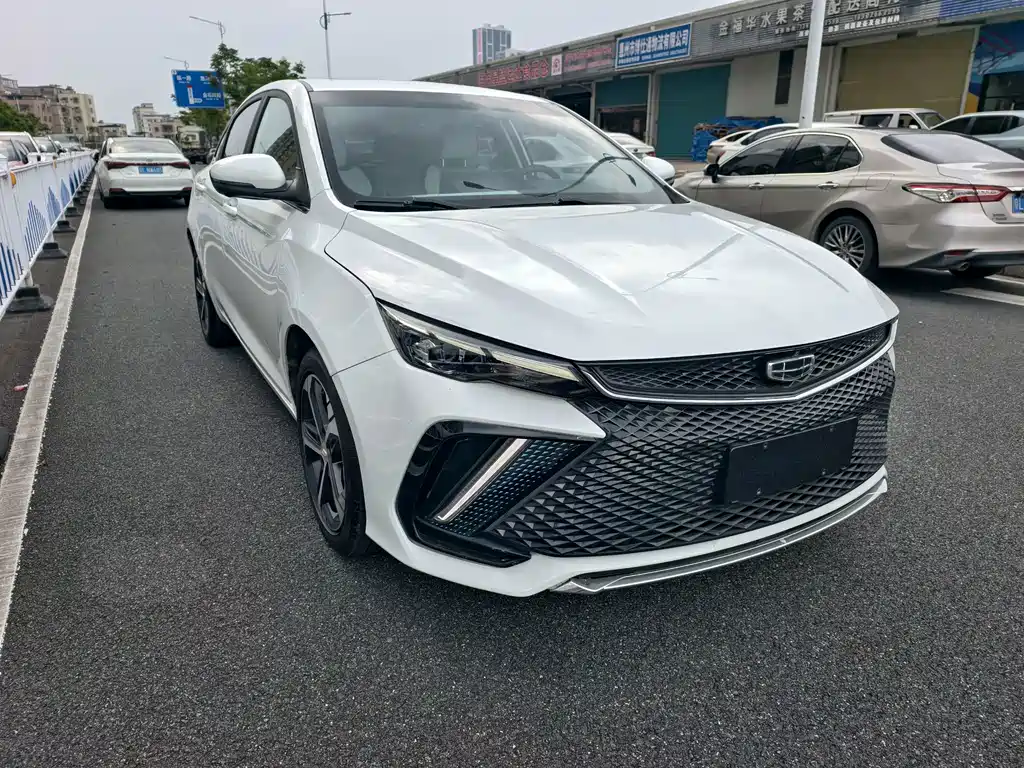 Geely Emgrand L — миниатюра 3