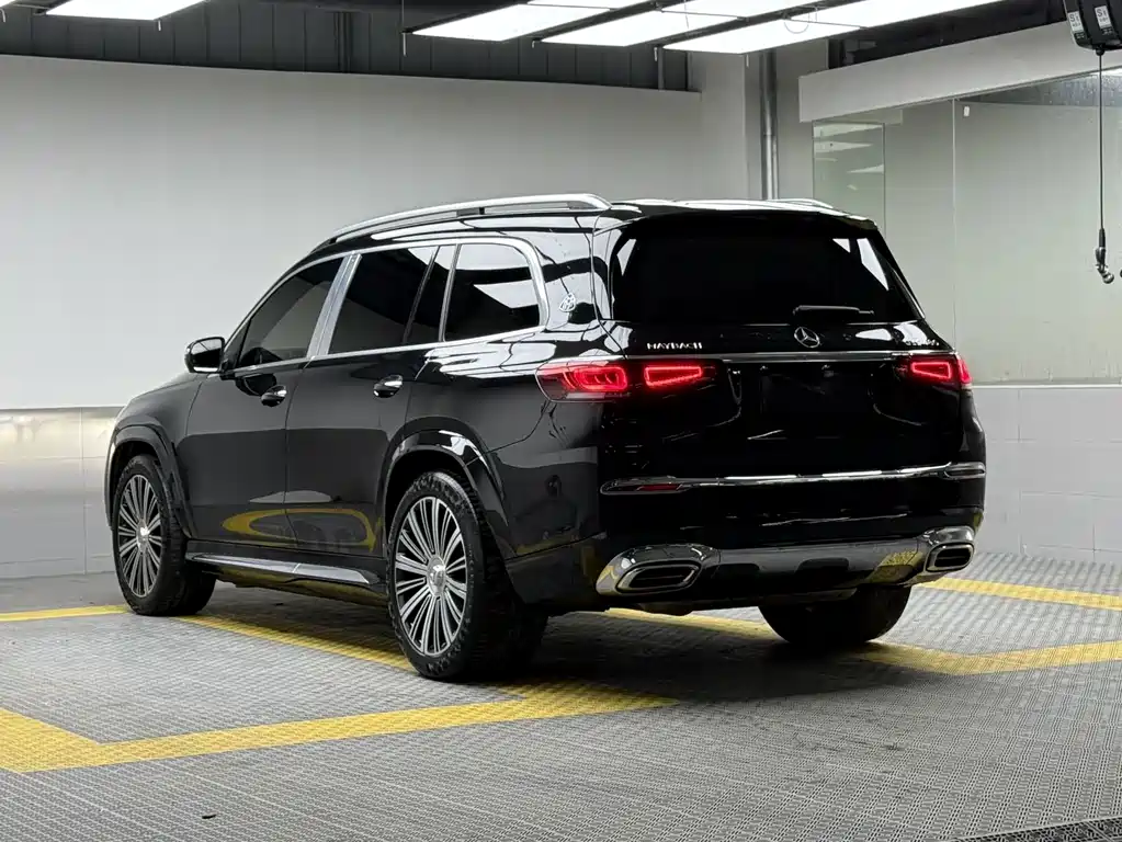 Mercedes-Benz GLS — миниатюра 7