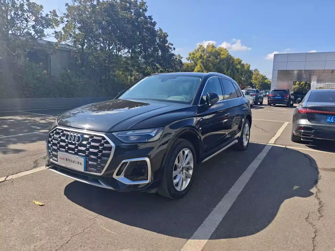 Audi Q5L id 4680513 из Китая 8