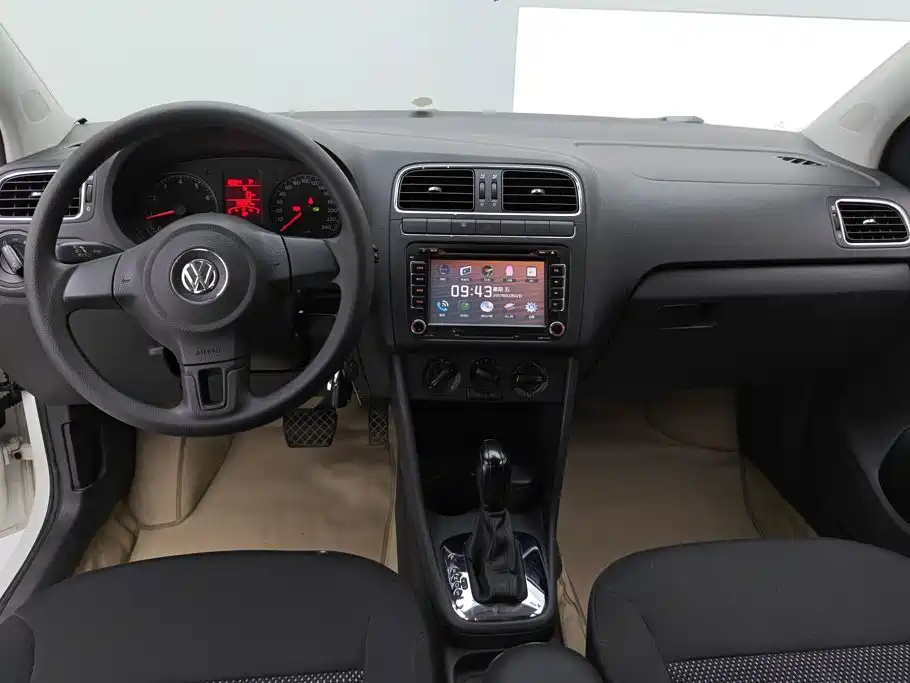 Volkswagen Polo — миниатюра 12