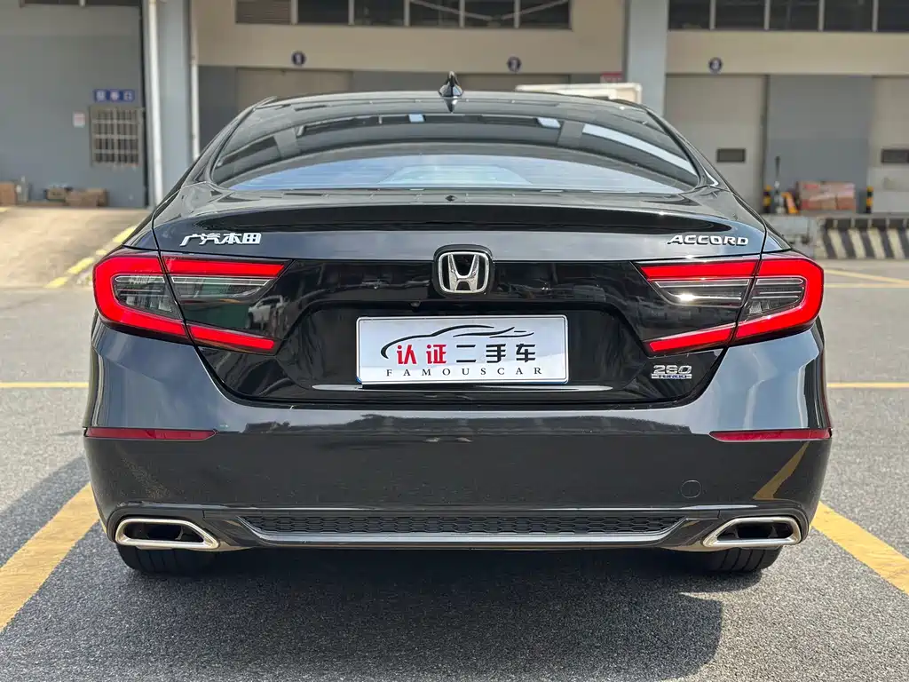 Honda Accord — миниатюра 17