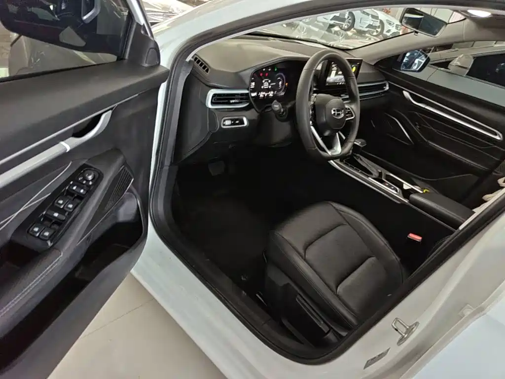 Geely Emgrand — миниатюра 16