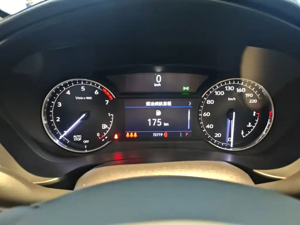 Cadillac XT4 — миниатюра 12
