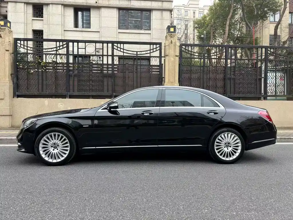 Mercedes-Benz S-Class — миниатюра 5