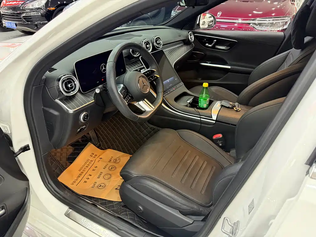 Mercedes-Benz C-Class — миниатюра 3