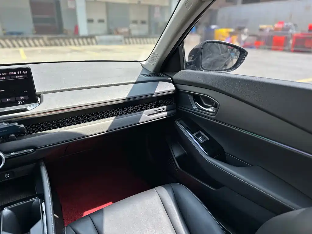 Honda Accord — миниатюра 14