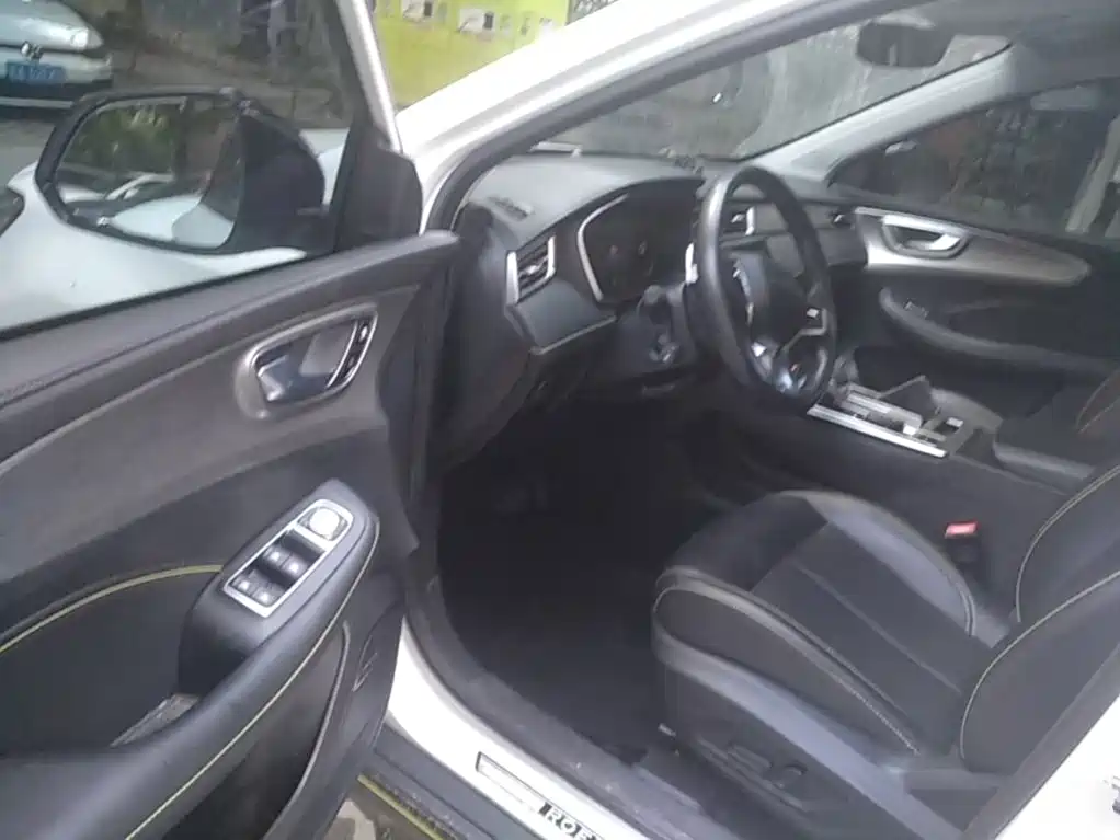 Roewe RX5 New Energy — миниатюра 16