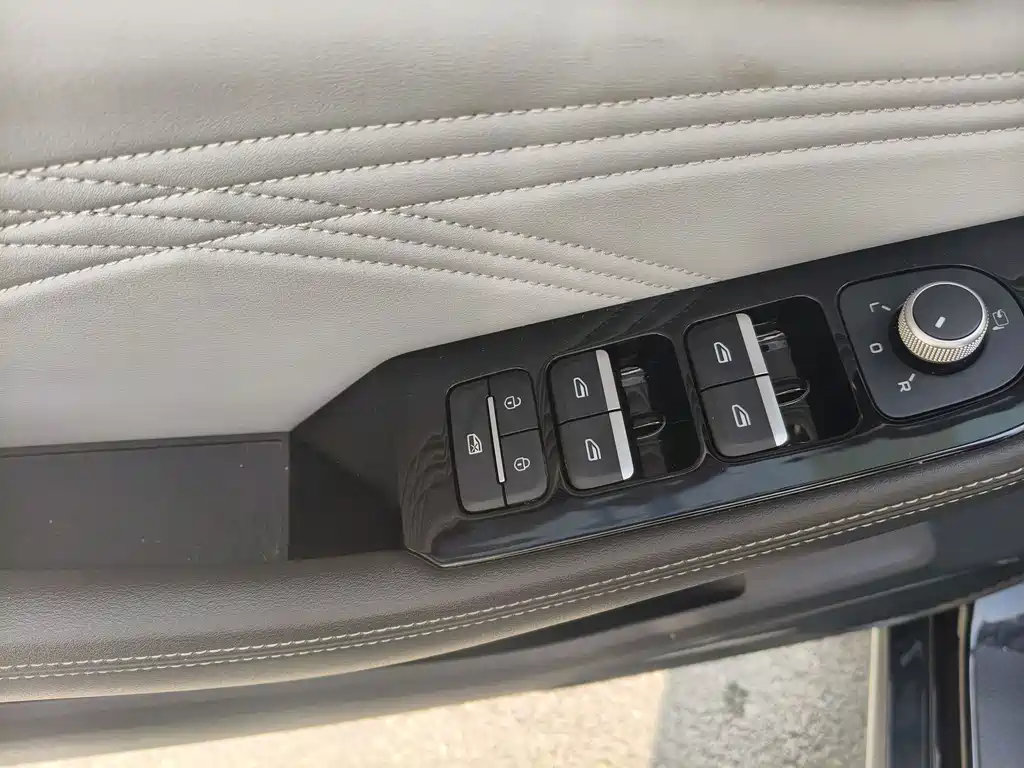 GEELY AUTOMOBILE XINGRUI