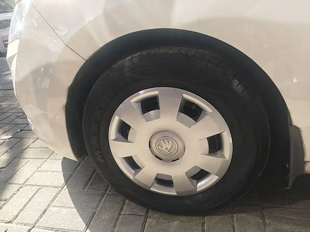 Skoda Rapid — миниатюра 23
