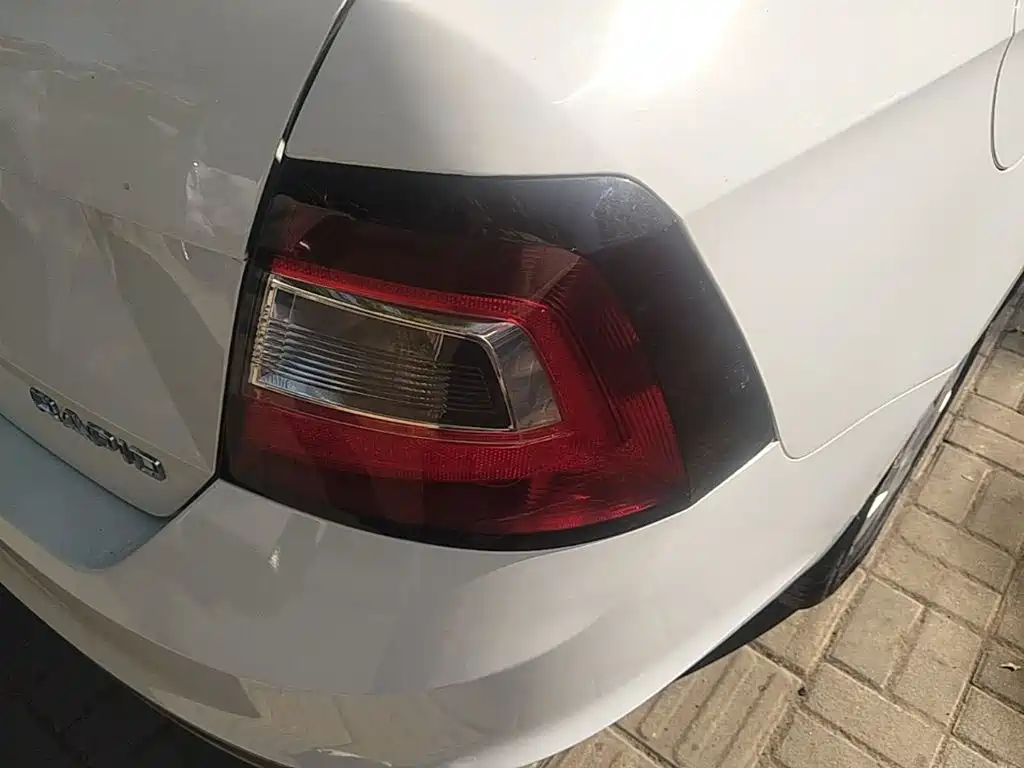 Skoda Rapid — миниатюра 8