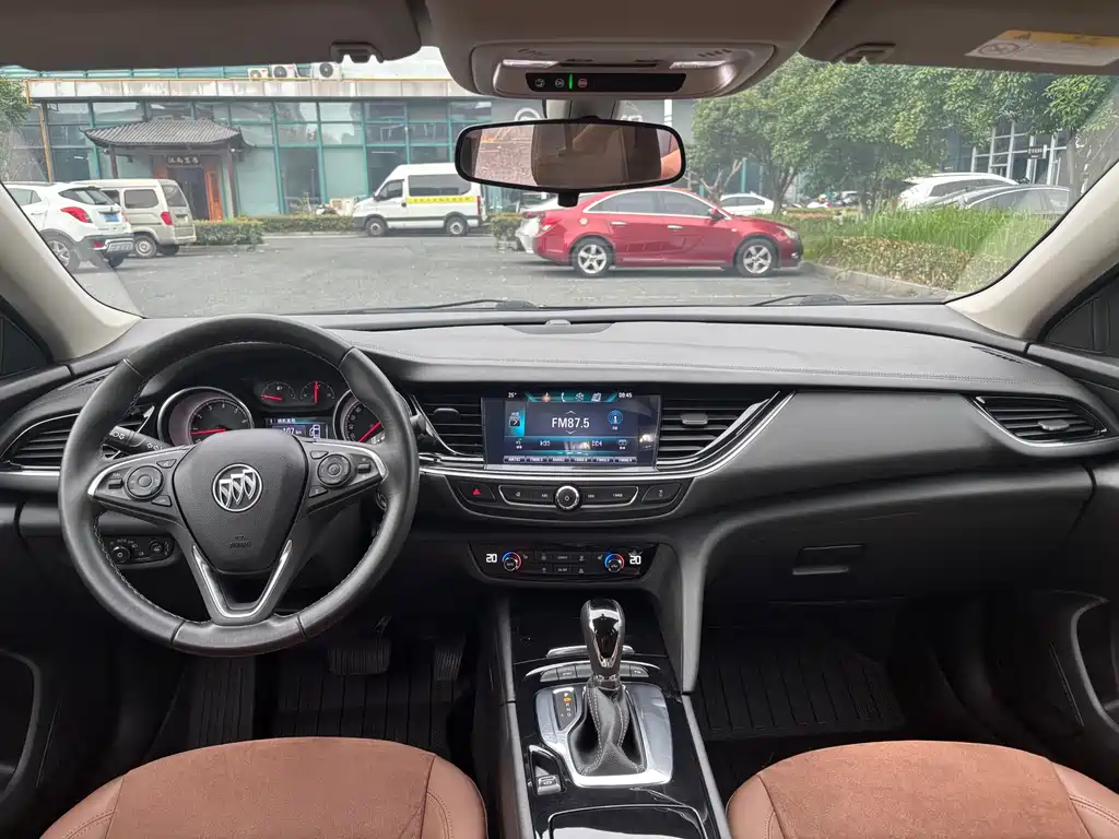 Buick Regal — миниатюра 7