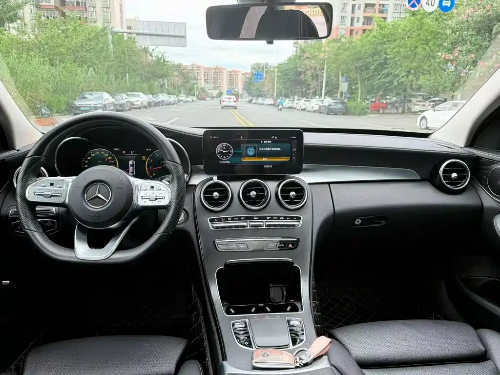Mercedes-Benz C-Class — миниатюра 5
