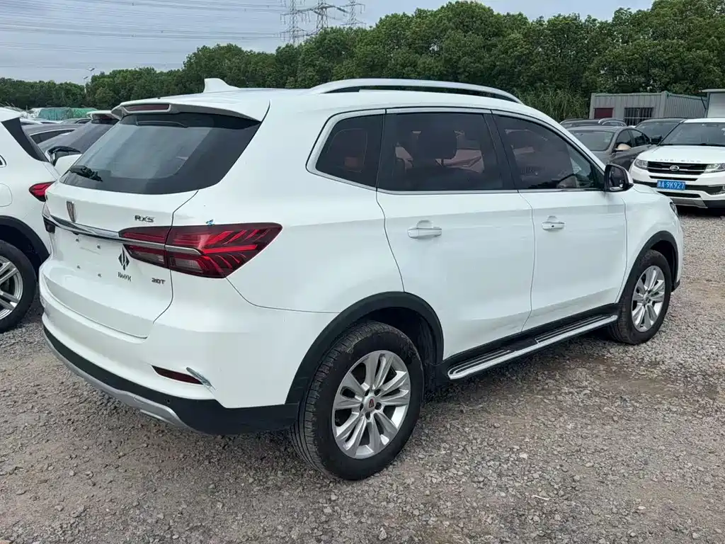 Roewe RX5 — миниатюра 6